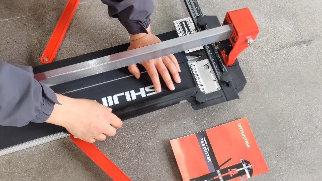 ちぃ　0405 SHIJING 48-inch Manual Tile Cutter with Laser Cutting Guide